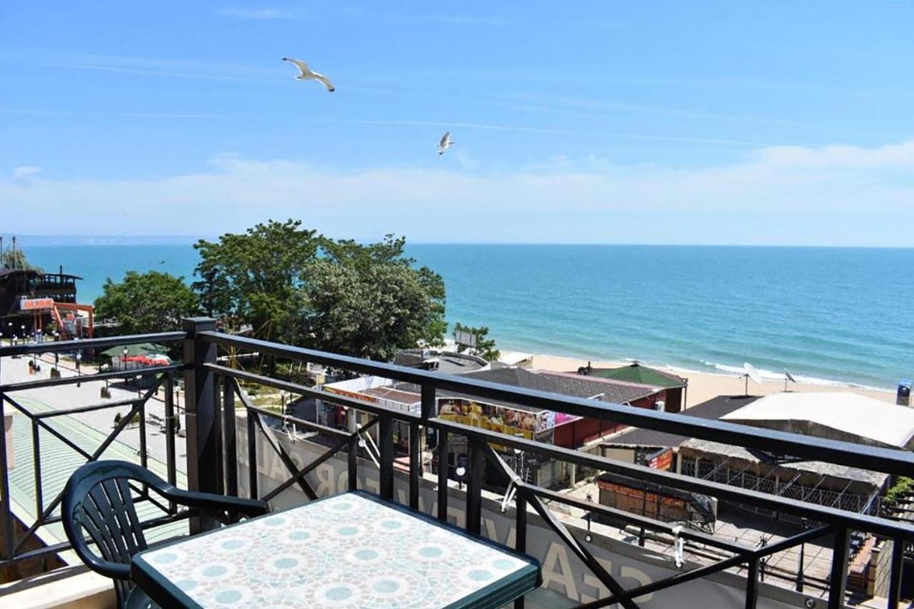 Sea View Rental Front Beach Golden Sands Luaran gambar