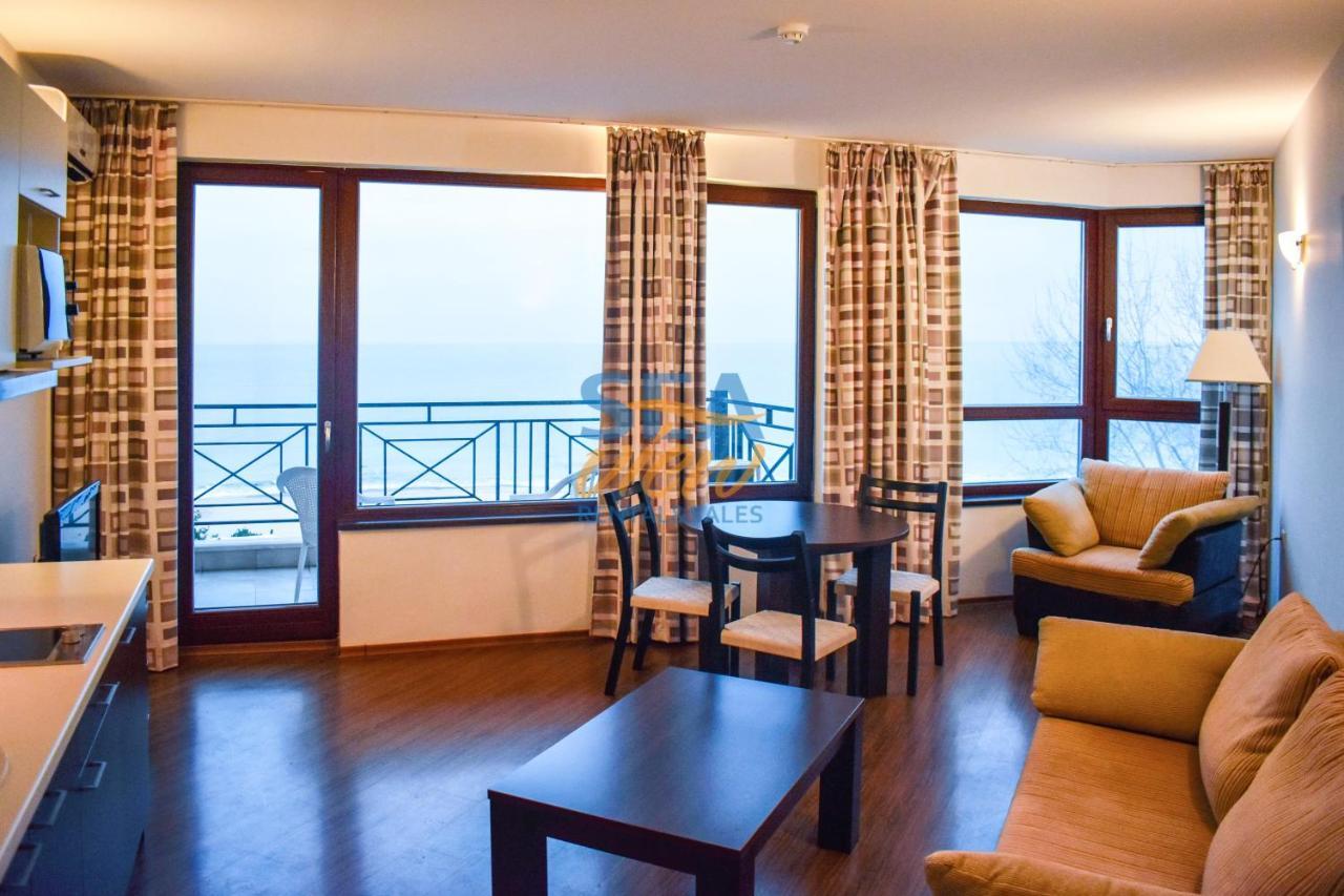 Sea View Rental Front Beach Golden Sands Luaran gambar