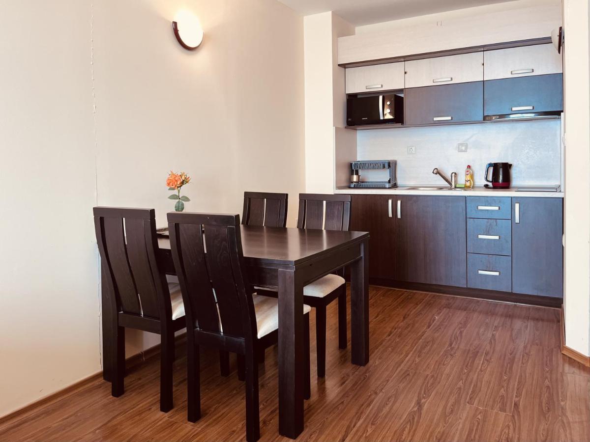 Sea View Rental Front Beach Golden Sands Luaran gambar
