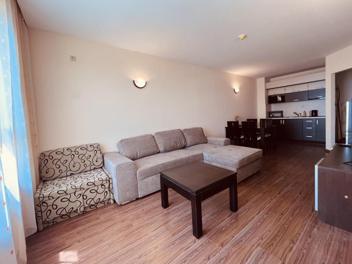 Sea View Rental Front Beach Golden Sands Luaran gambar